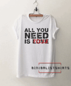 All you need is love pizza Tee Shirt